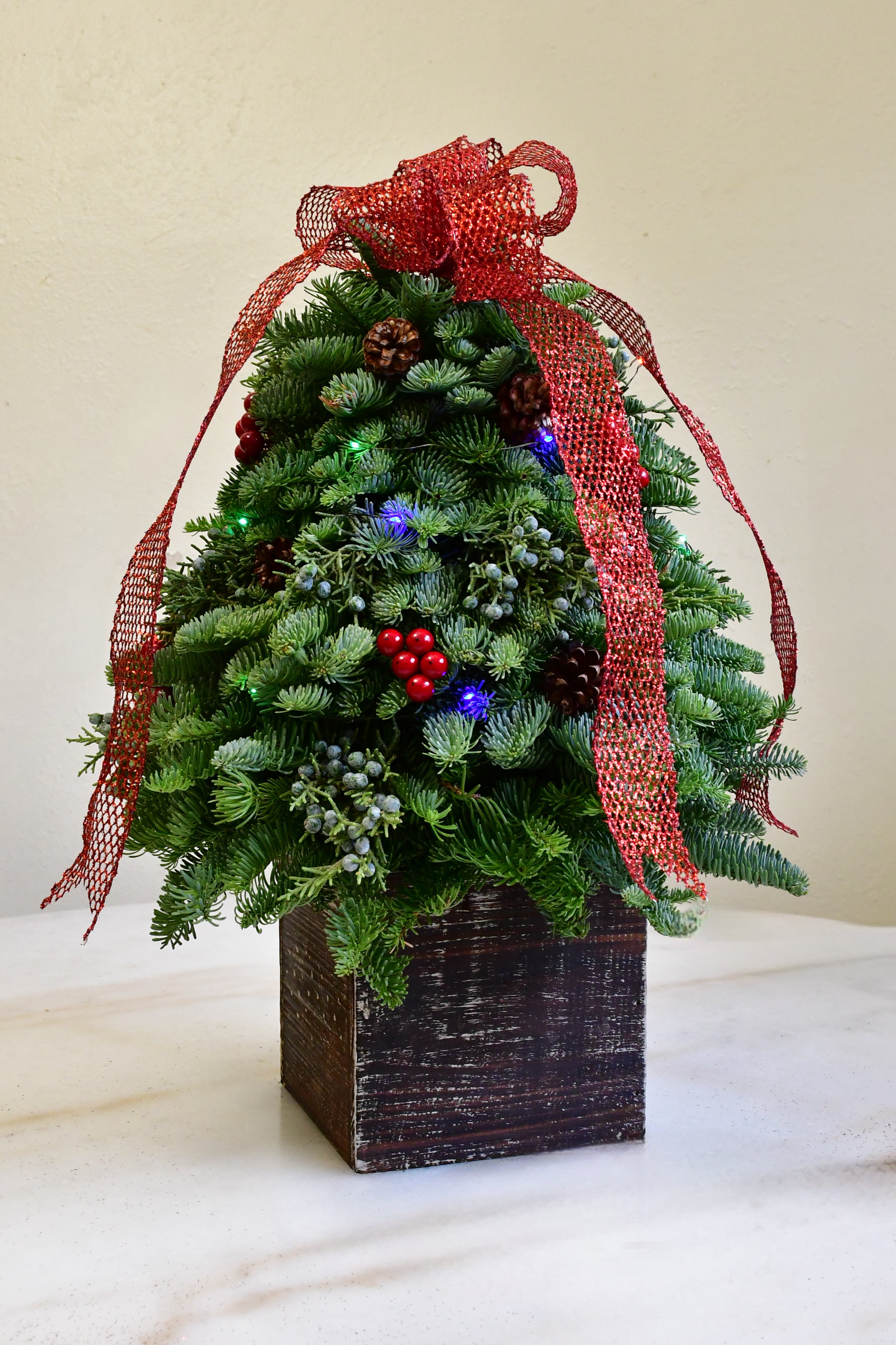Holiday Sparkle Bow Tree