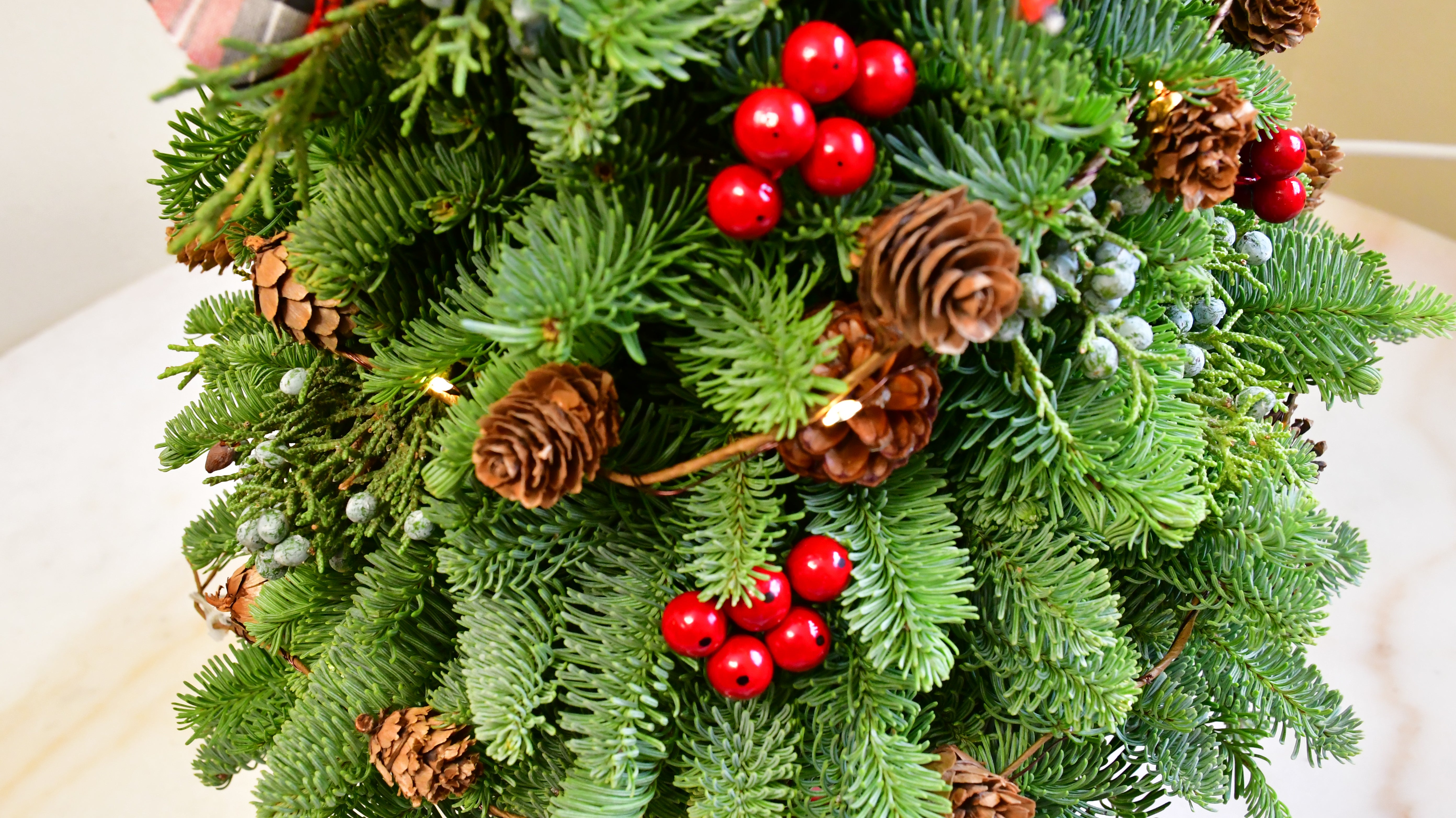 Plaid Berry Glow Tree